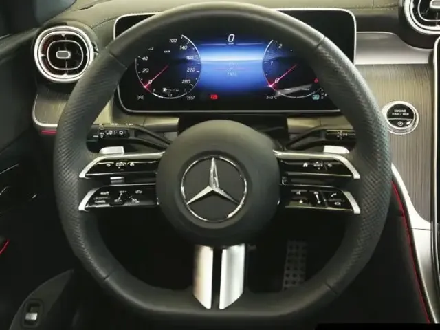 Mercedes-Benz GLC 220