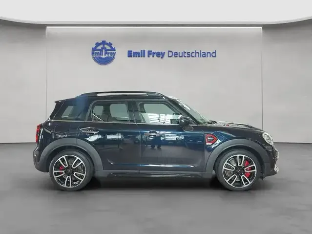 MINI John Cooper Works Countryman