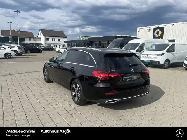 Mercedes-Benz C 180