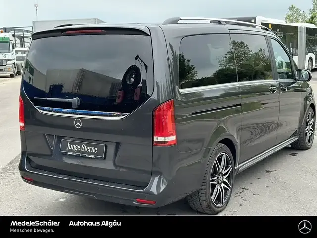Mercedes-Benz V 300