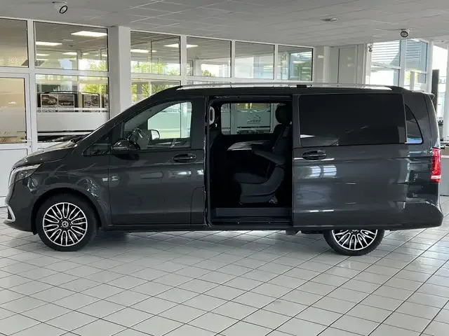 Mercedes-Benz V 250