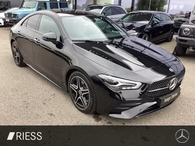 Mercedes-Benz CLA 200