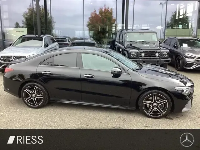 Mercedes-Benz CLA 200