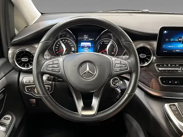 Mercedes-Benz EQV 300