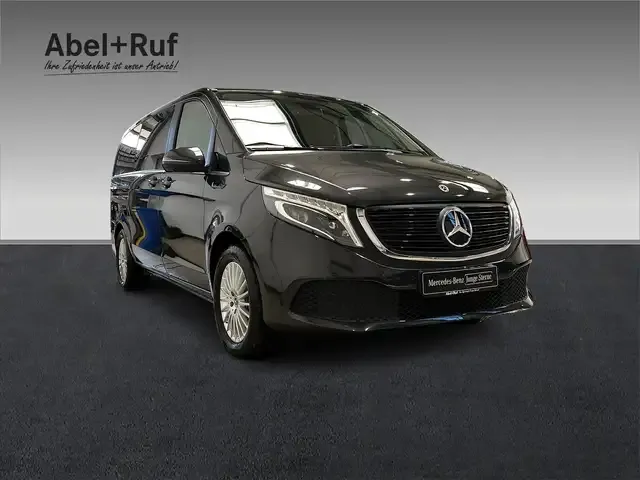 Mercedes-Benz EQV 300