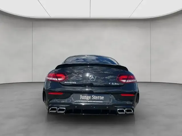 Mercedes-Benz C 63 AMG