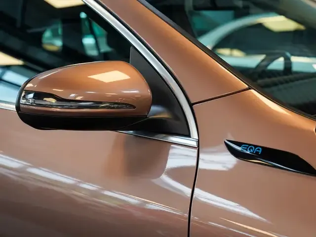 Mercedes-Benz EQA 250
