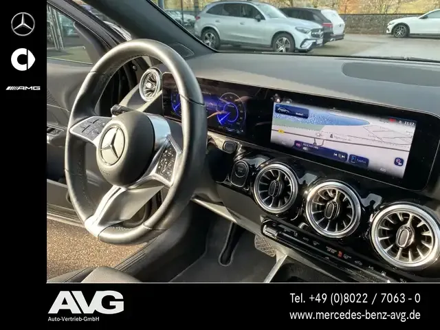 Mercedes-Benz EQA 350