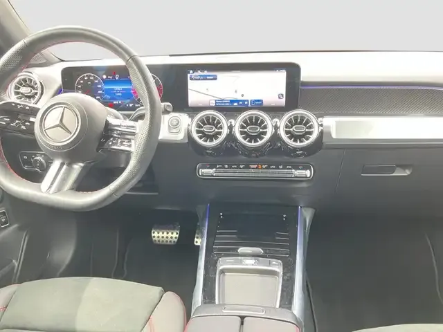Mercedes-Benz GLB 200