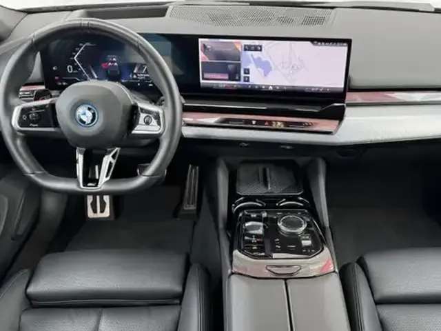 BMW i5