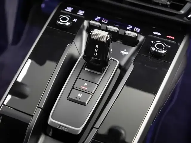 Porsche 992
