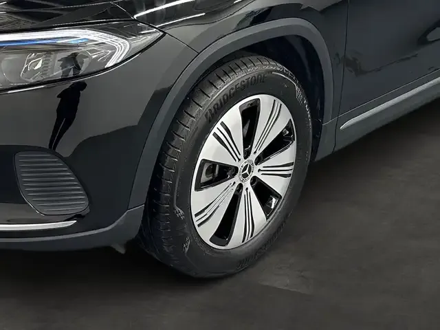 Mercedes-Benz EQA 300