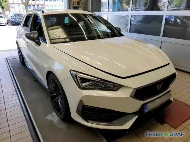 CUPRA Leon
