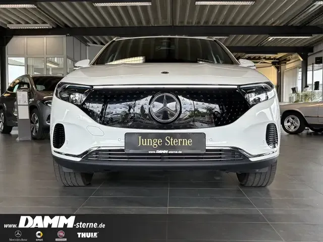 Mercedes-Benz EQA 300