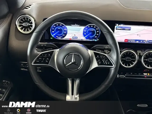 Mercedes-Benz EQA 300