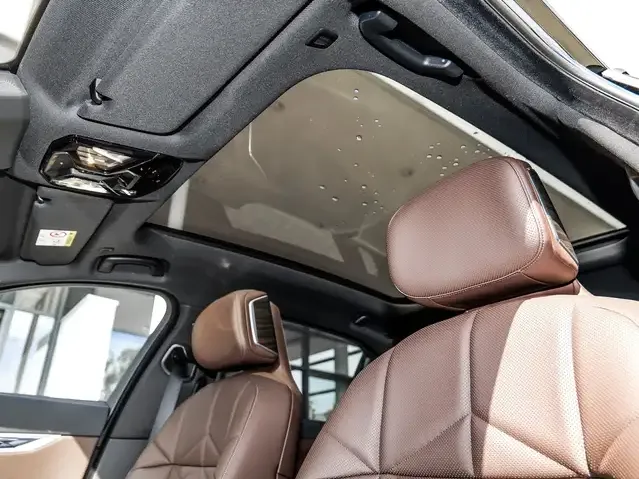 BMW 750