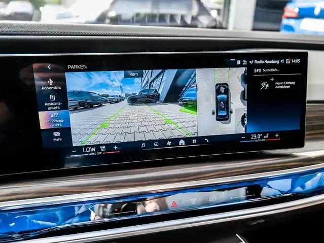 BMW 750