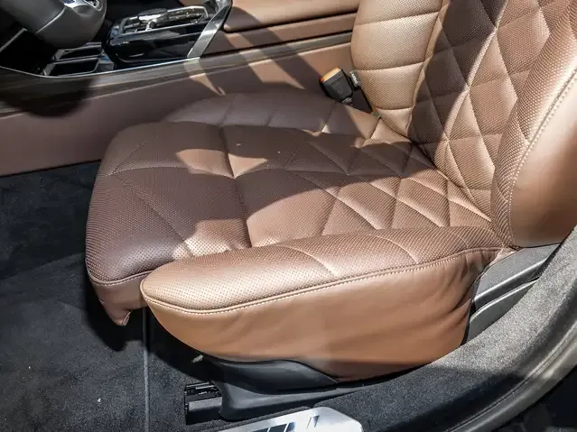 BMW 750