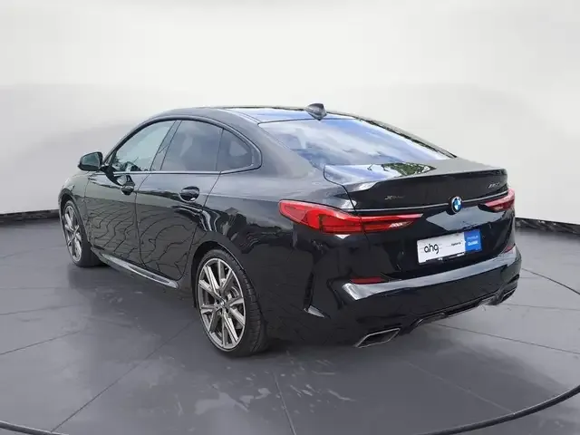 BMW 235