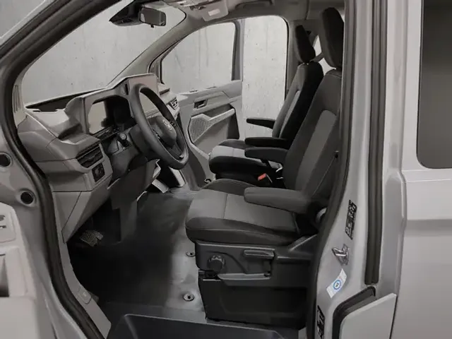 Volkswagen T7 Caravelle