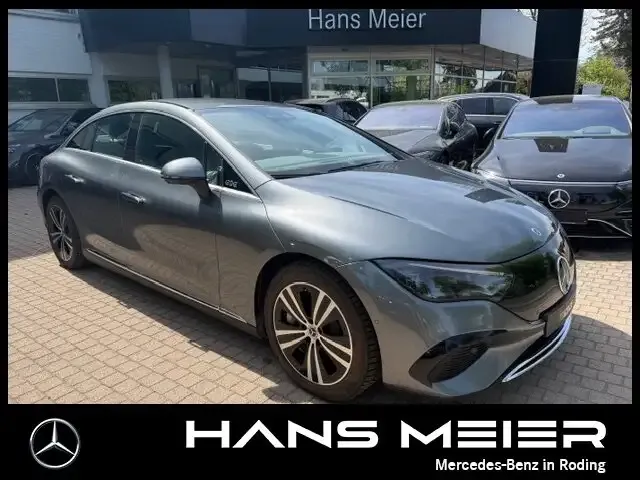 Mercedes-Benz EQE 350