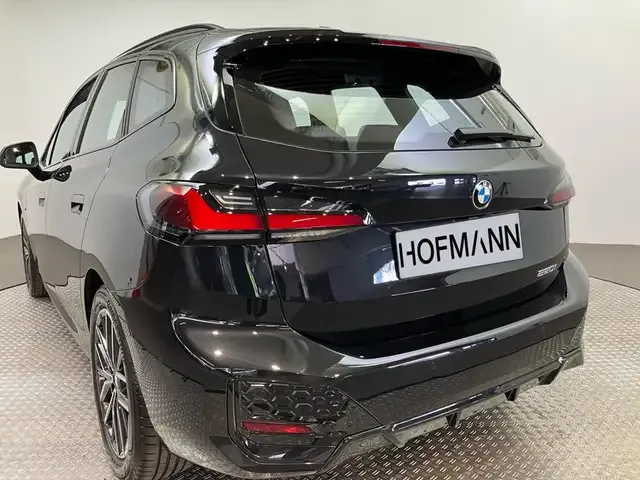 BMW 220