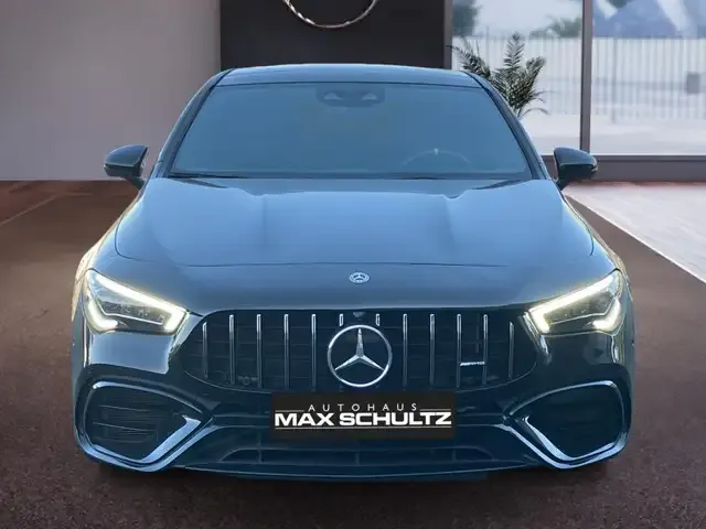 Mercedes-Benz CLA 45 AMG