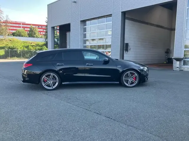 Mercedes-Benz CLA 45 AMG