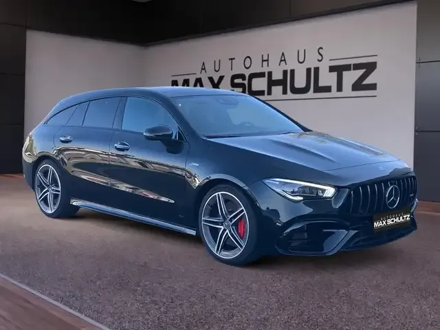 Mercedes-Benz CLA 45 AMG