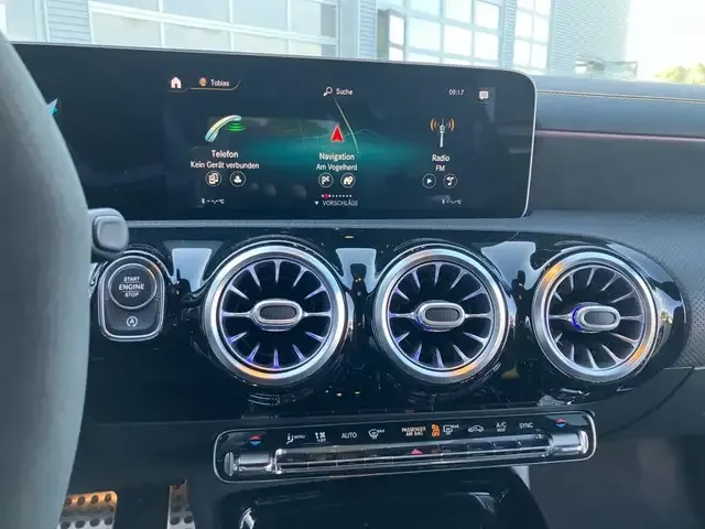 Mercedes-Benz CLA 45 AMG