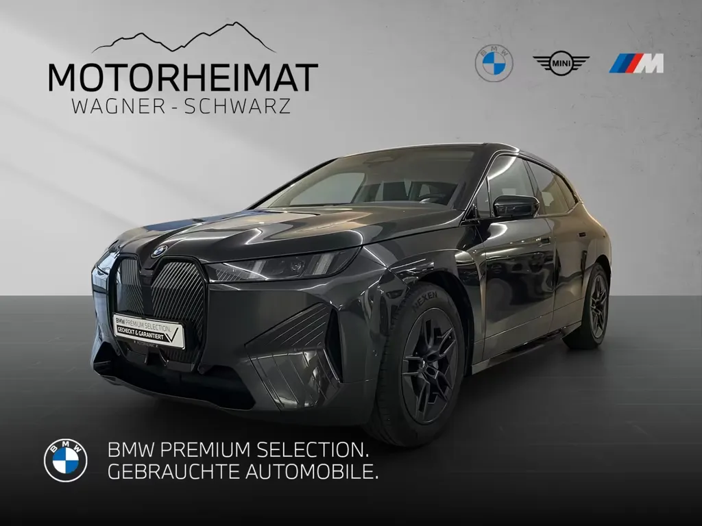 BMW iX