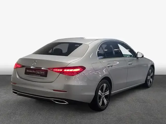 Mercedes-Benz C 180