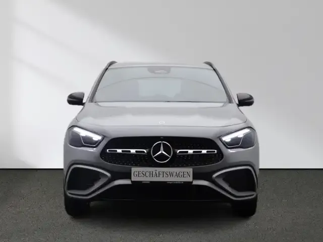 Mercedes-Benz GLA 180