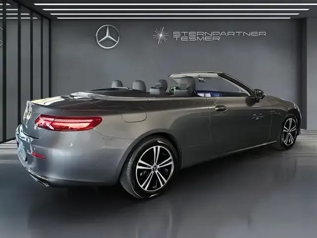 Mercedes-Benz E 200