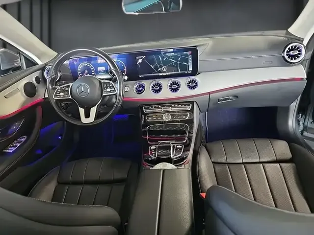 Mercedes-Benz E 200