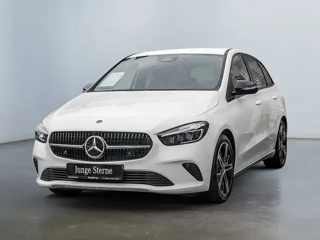 Mercedes-Benz B 220