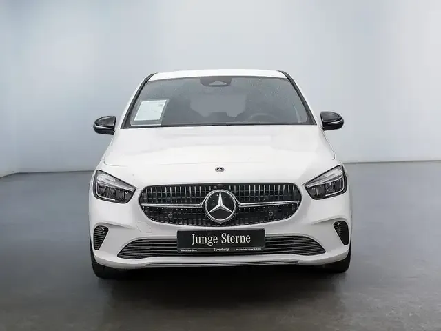 Mercedes-Benz B 220