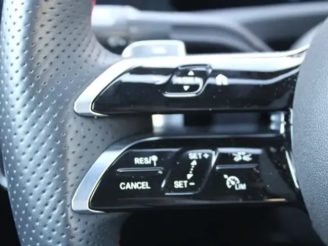 Mercedes-Benz CLA 220