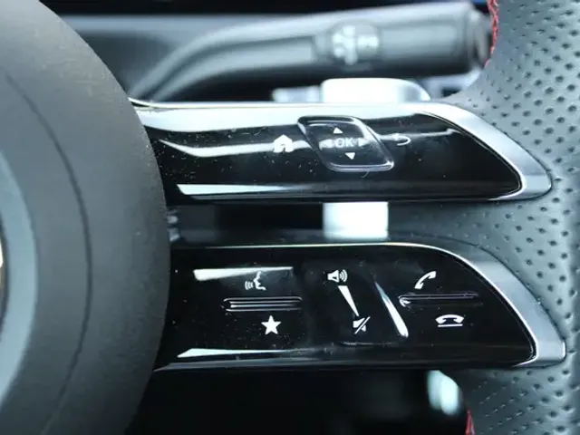 Mercedes-Benz CLA 220