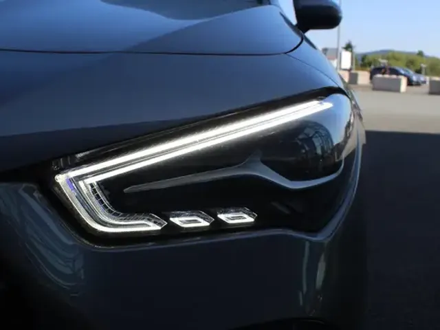 Mercedes-Benz CLA 220