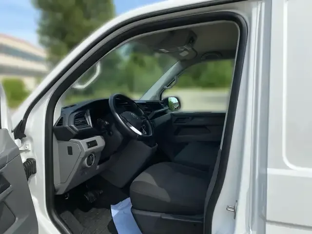 Volkswagen T6.1 Transporter