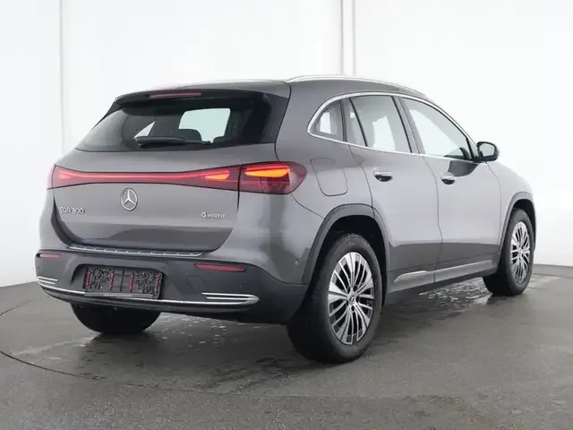 Mercedes-Benz EQA 300