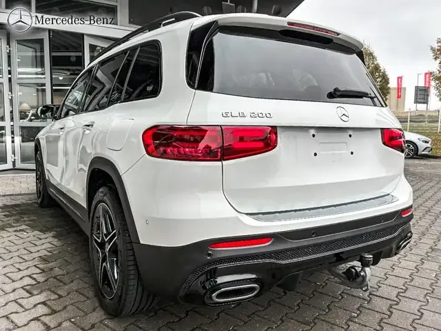 Mercedes-Benz GLB 200