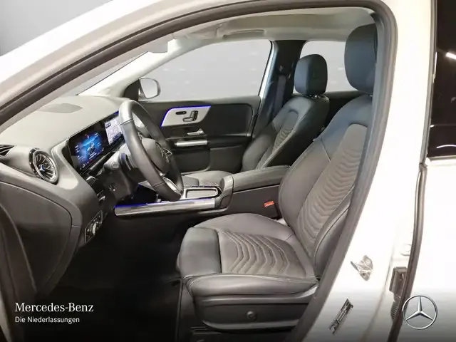 Mercedes-Benz GLA 220