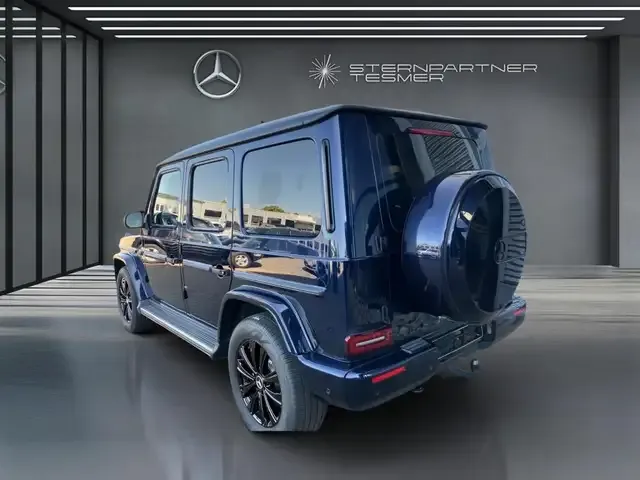 Mercedes-Benz G 500
