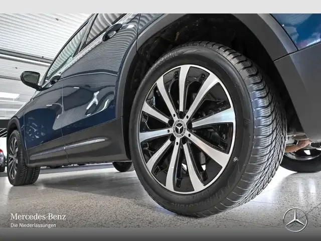 Mercedes-Benz GLB 250