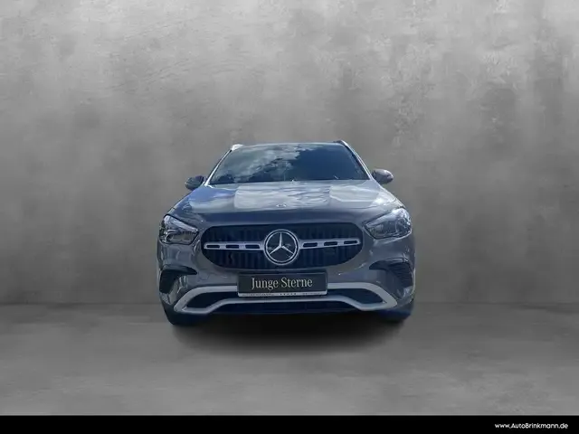 Mercedes-Benz GLA 180