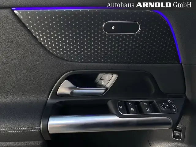 Mercedes-Benz GLA 180