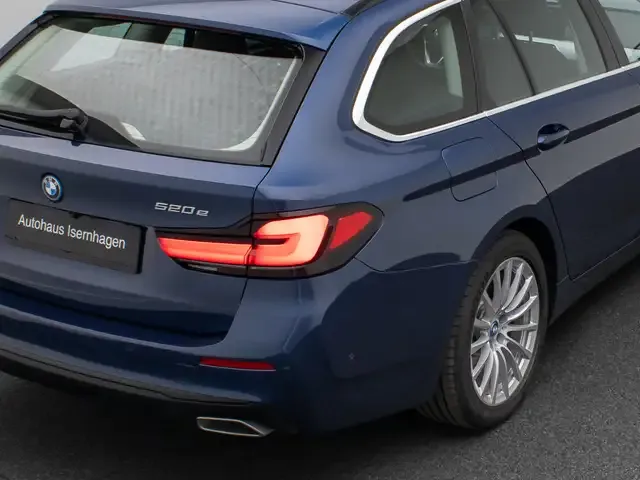 BMW 520