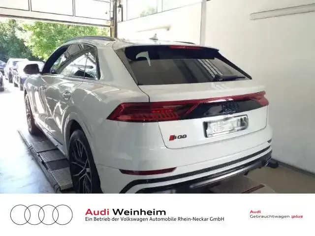 Audi SQ8